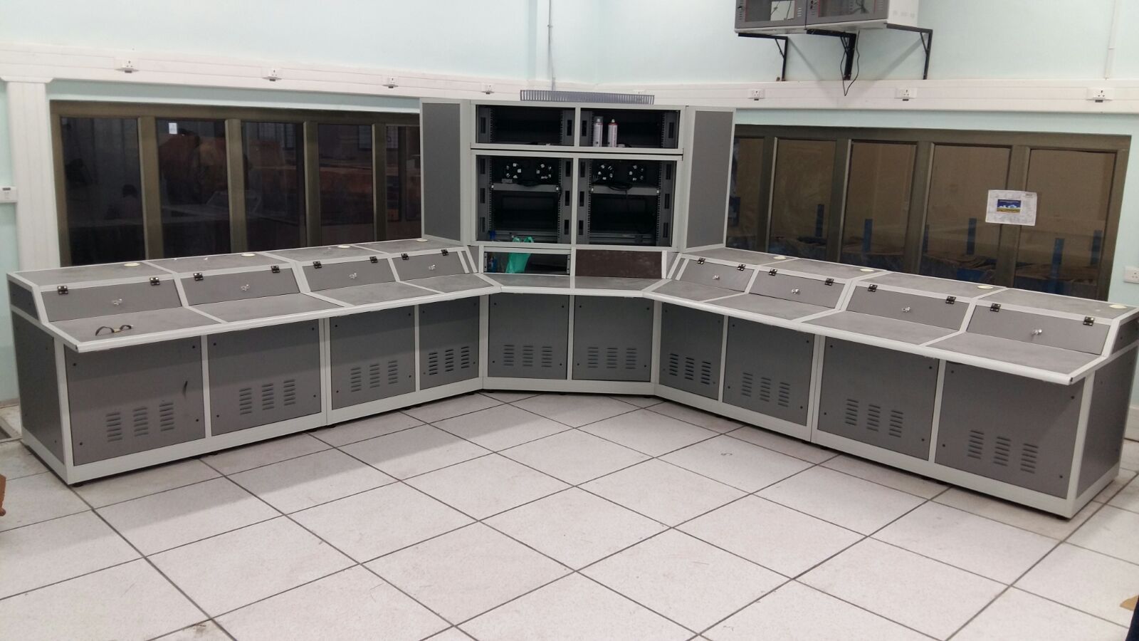 Operator Console for Manufacturing Systems